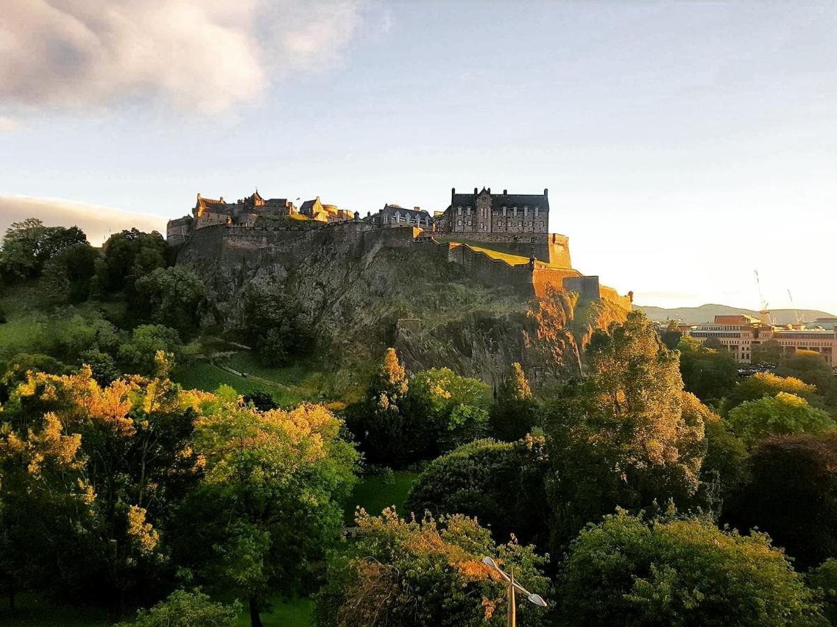 Edinburgh'S Dean Village River View Retreat Bagian luar foto